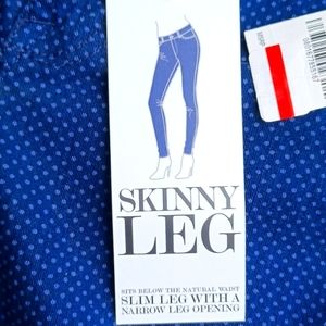 Women's skinny leg jeans
